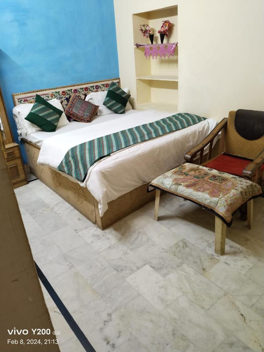 Neem Guest House Jaisalmer Esterno foto