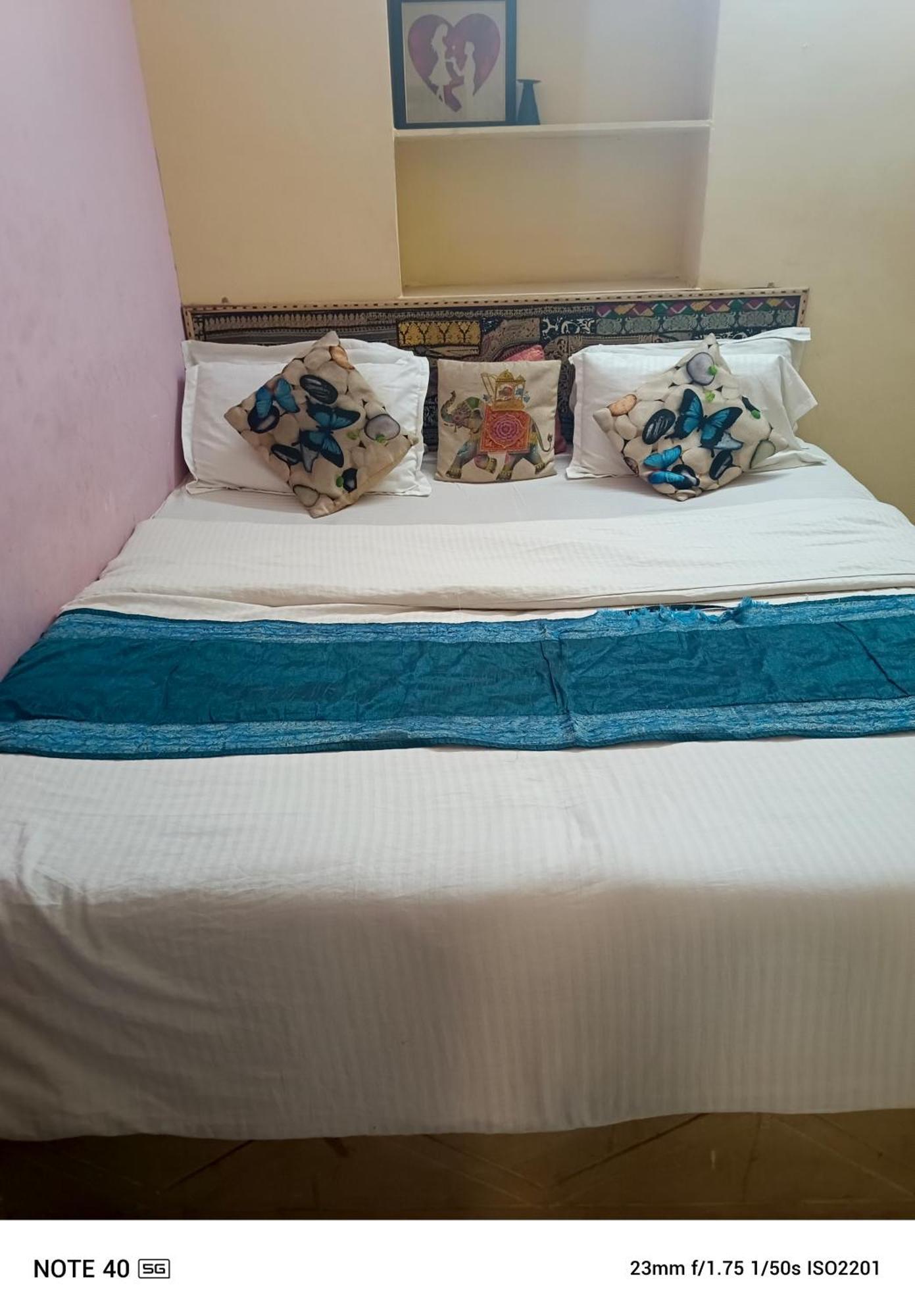 Neem Guest House Jaisalmer Esterno foto