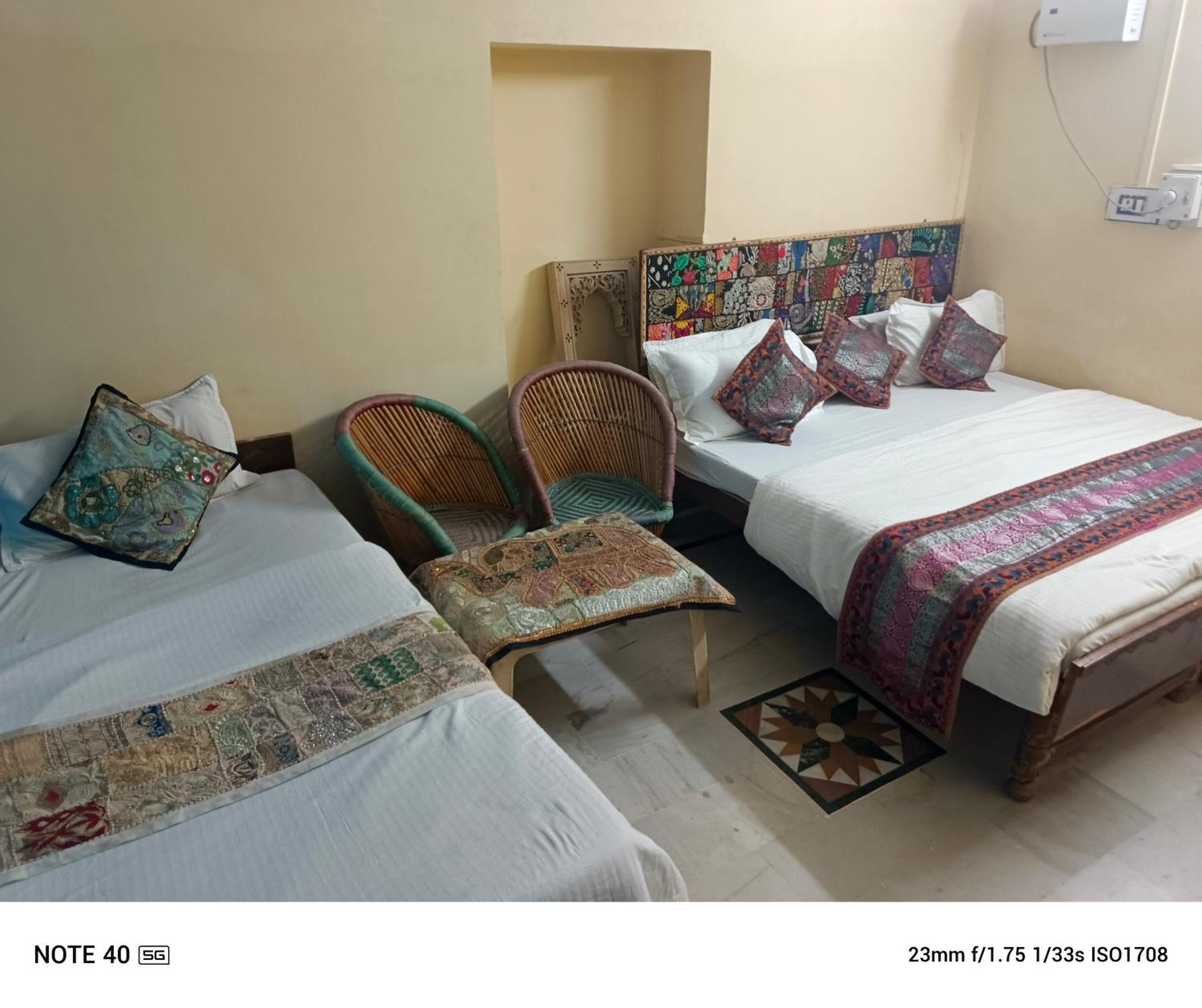 Neem Guest House Jaisalmer Esterno foto